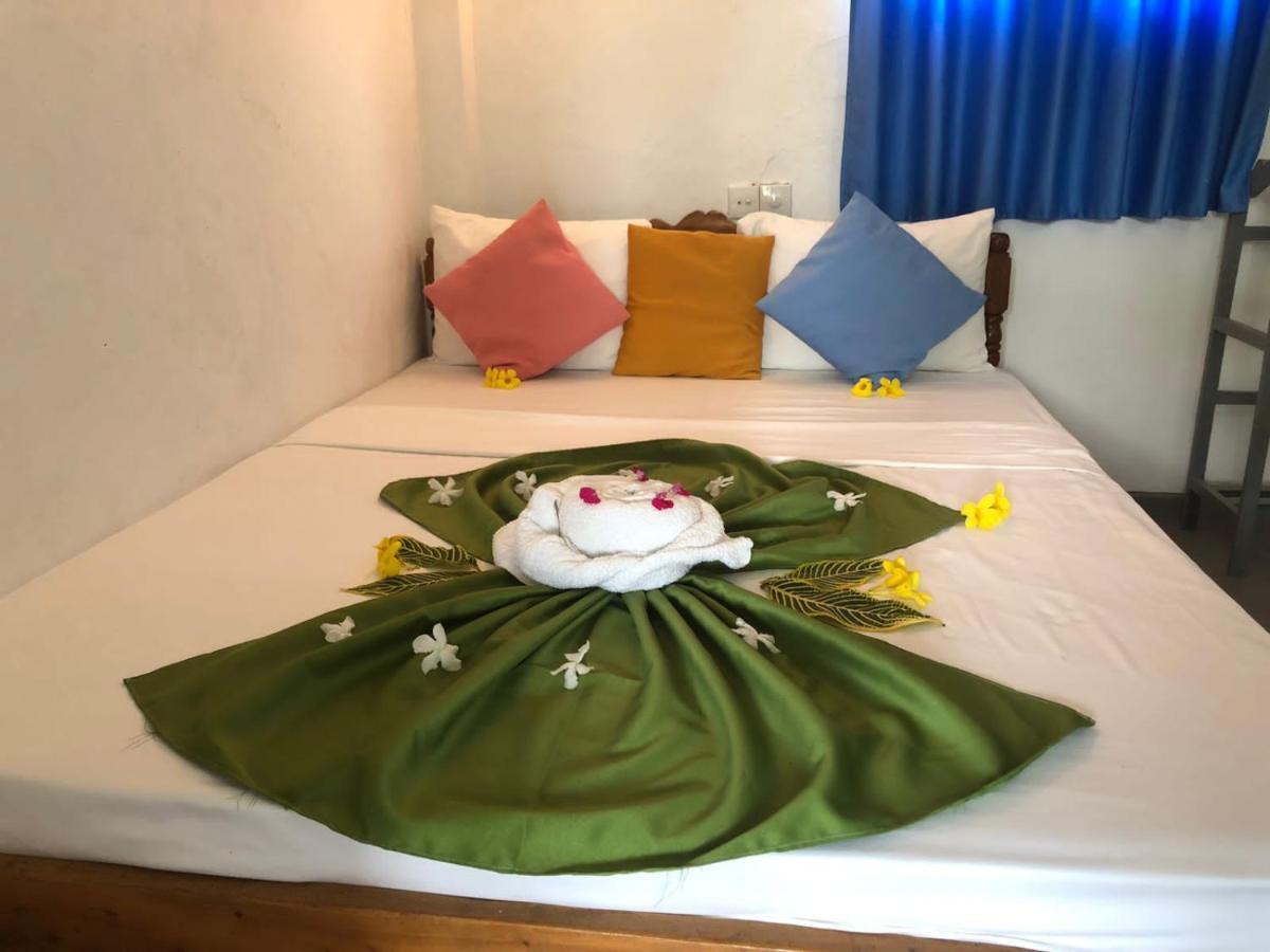 Rock Paradise Beach Hotel & Restaurent Tangalle Zewnętrze zdjęcie