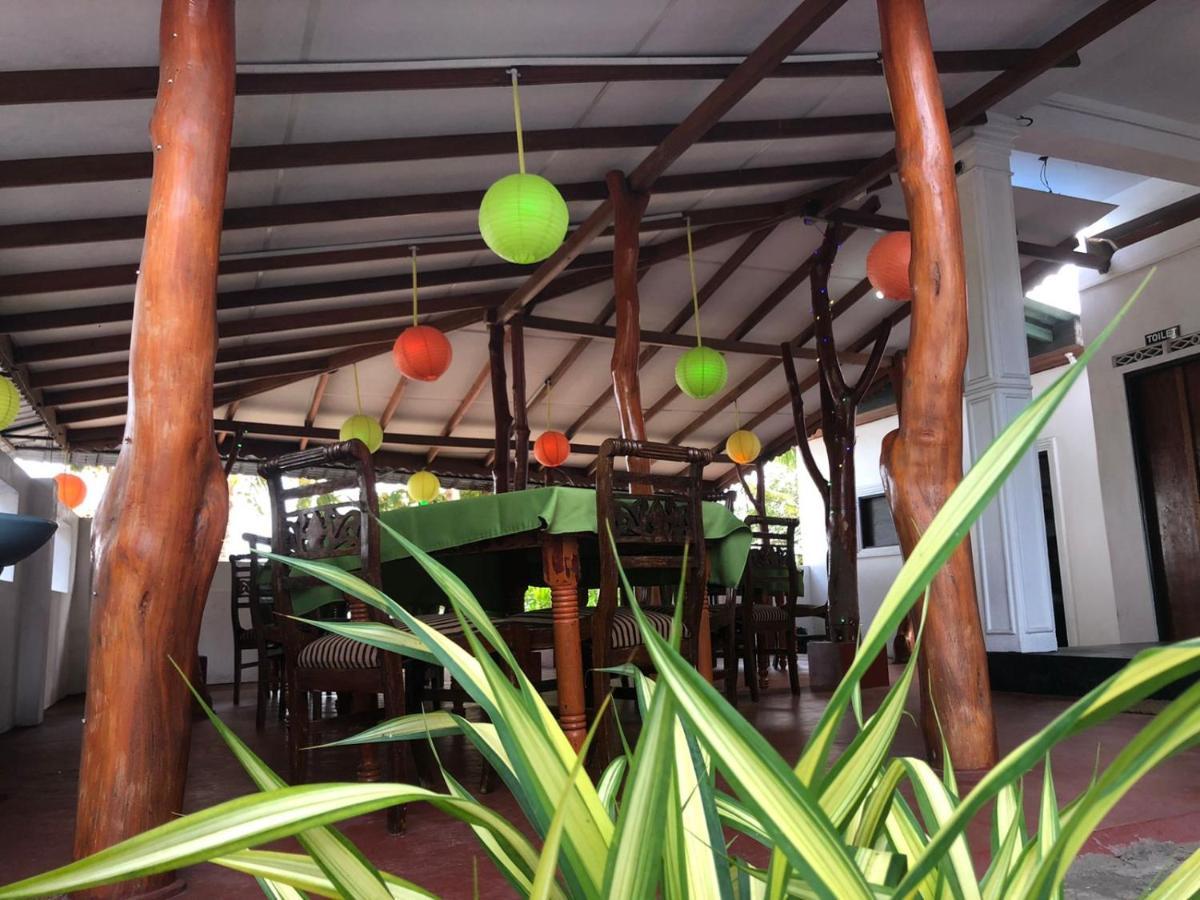 Rock Paradise Beach Hotel & Restaurent Tangalle Zewnętrze zdjęcie