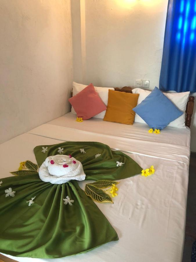Rock Paradise Beach Hotel & Restaurent Tangalle Zewnętrze zdjęcie